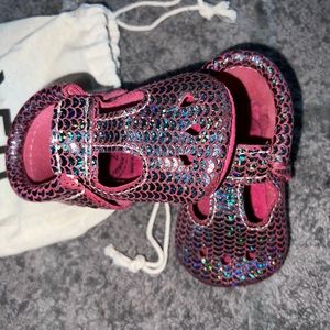 Freshly Picked size 2 moccs